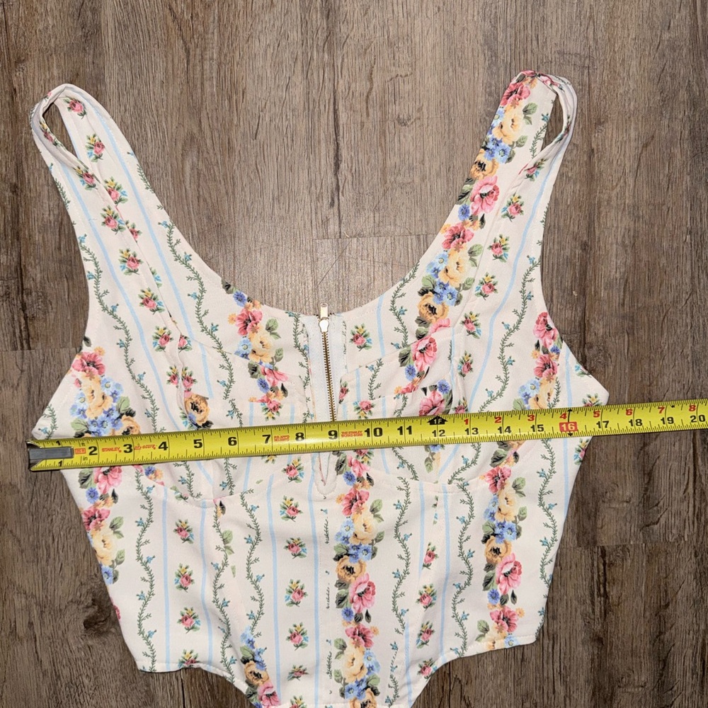 RESA • Floral Bustier Corset Top - Picture 4 of 13